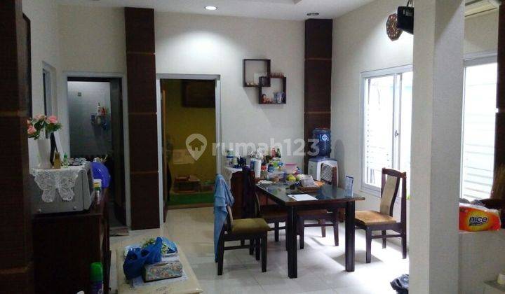 Rumah 2 Akses 2 Lantai Di Menteng Siap Huni Harga Bisa Nego 02.24 2