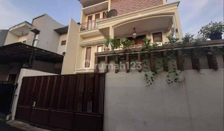 Rumah Bagus Di Belakang Gedung Antam 4kt 3.1m 04.24 1