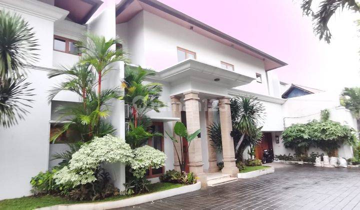 Rumah di Kemang Raya Luas 700m2 Usd 4.200 bulan 4km 04.24 1