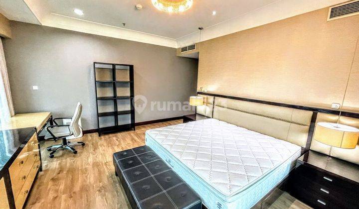 Good Condition Apartement Pakubuwono Residences 3+1br 04.24 1