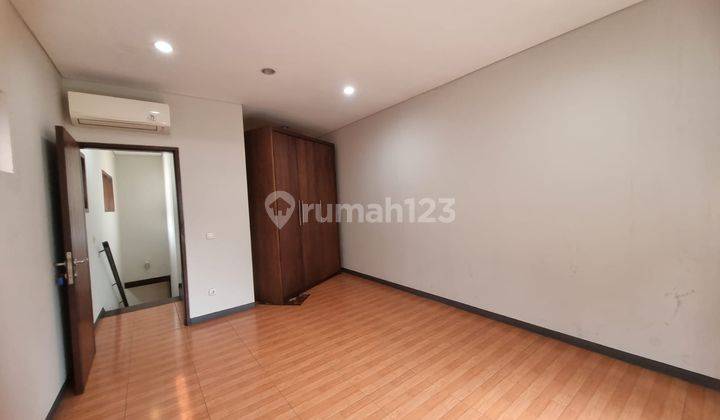 Rumah 2 Lantai Bagus With Pool Area Senopati 05.24 2