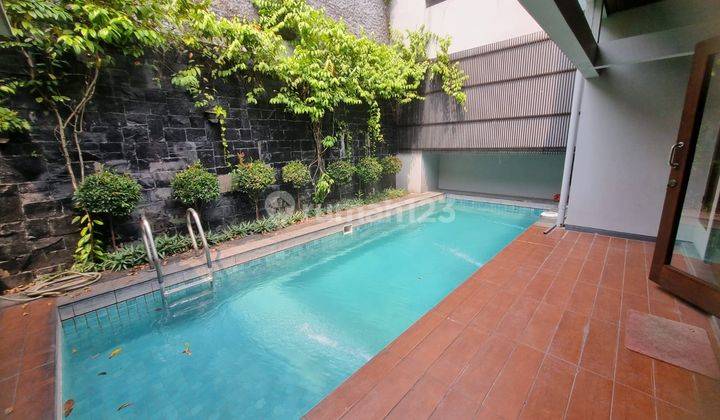 Rumah 2 Lantai Bagus With Pool Area Senopati 05.24 2