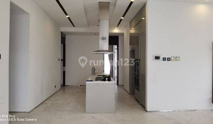 Apartement Senopati Suites 3 BR Luas 287 Lt 8 Semi Furnish 05.24 1