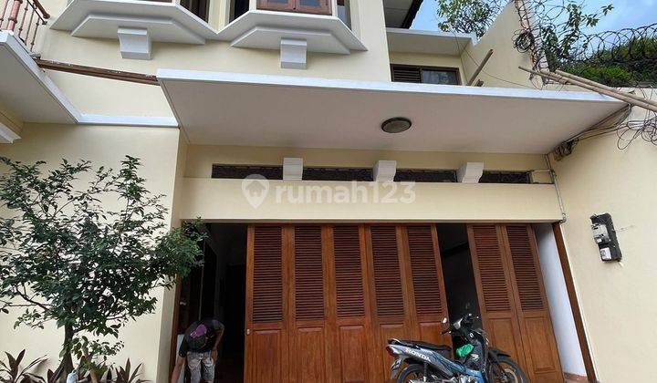 Rent House At Pondok Indah Lt 520m² Lb 450m² 2 Lt Shm 05.2024 2