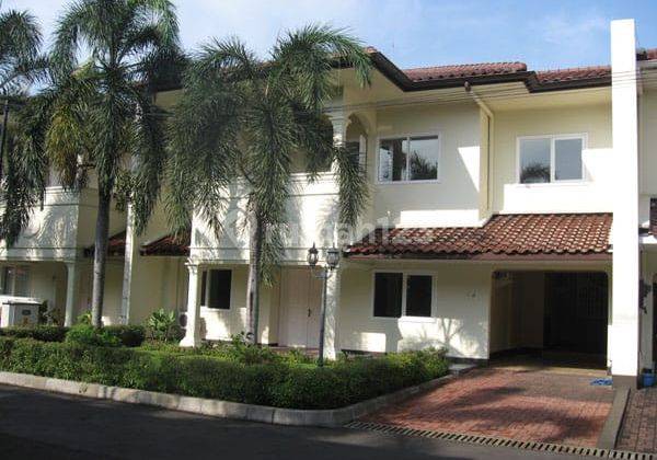 Rent House At Complex Pd Indah Lt 439m² Lb 348m² Type 4br 6.24 1