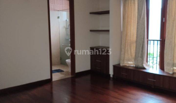 Rent House At Menteng Lt 640m² Lb 700m² 2 Lt 5 Kt 6 Km 07.2024 2