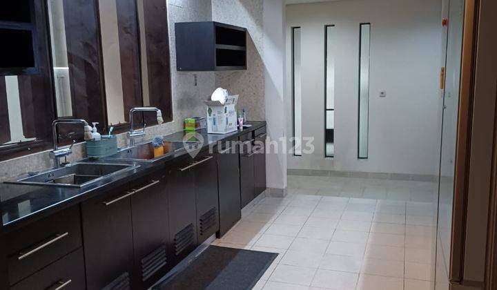 Rent House At Menteng Lt 640m² Lb 700m² 2 Lt 5 Kt 6 Km 07.2024 2