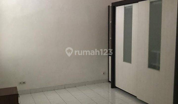 Rent House At Menteng 2Lt Luas Tanah 360m² Unfurnished 07.24 2