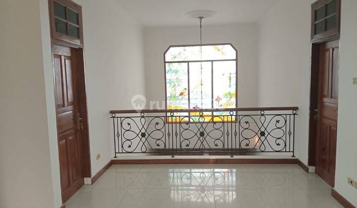 Rent House At Pd Indah Lt 240m² Lb 360m² 3 Br 4 bt Furnish 7.24 2