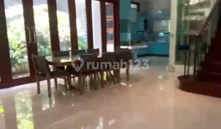 For Rent: A Serene House in Kemang, South Jakarta, 2 Floors, 4 Bedrooms/L1100 2