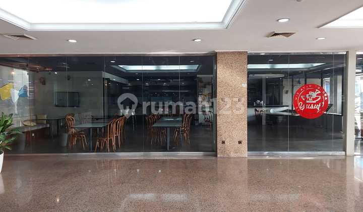 For Rent Building in Mampang Prapatan, South Jakarta // 09:25 For Rent Building in Mampang Prapatan, South Jakarta // 09:25