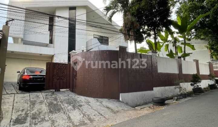 Dijual Cepat Rumah Di Senopati Jakarta Selatan LT 950 m2 //09.25