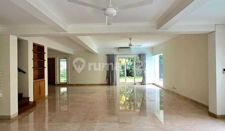 Di Sewakan Rumah Di Kebayoran Baru Jaksel SHM LT720//4KT//11.25 