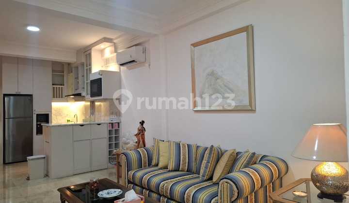 For Rent House In Mega Kuningan SHM 1BR/1KM LT220/LB220//09.25