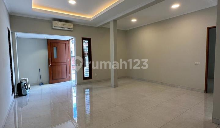 Di Sewakan Brand New House Pondok Labu Lebak Bulus 3BR/#KM/07.25