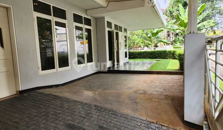 Rumah Pondok Indah 2 Lantai dekat PIM 2 Luas Tanah 219m2 4KT Harga 9.5M 06.25