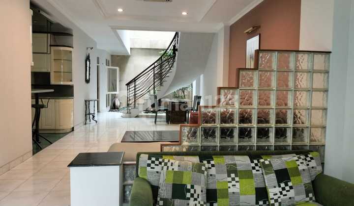 Fer Rent Rumah 3Lt/LT:160m2 Pondok indah Jaksel Furnish July2025