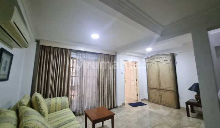 Rumah 1 Compound Mega Kuningan 8 Kamar Harga 1 Tahun 132.000 usd 07.25 2