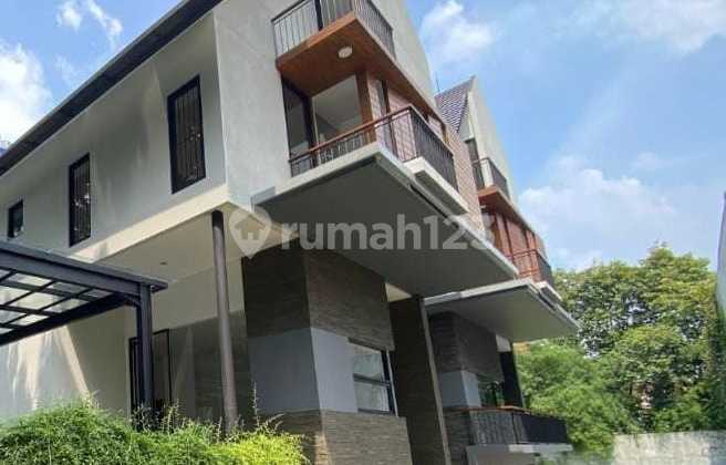 For Sale House in Kebayoran Baru IDR 15M 12.24