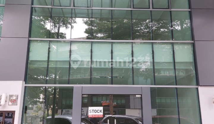 Shop House for Sale, Ready to Occupy in Kebayoran 2