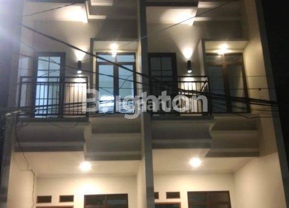 RUMAH HARGA MURAH, ADA MINI BALKON DI TAMAN COSMOS, HANYA 2 UNIT SAJA, BANGUNAN 3 LANTAI 1