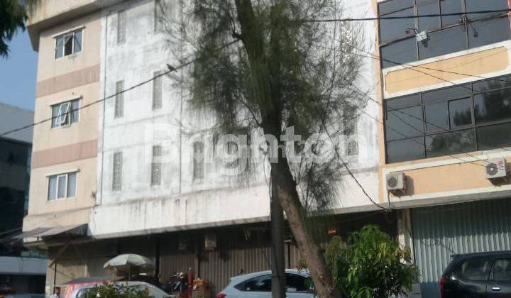 RUKO GANDENG 3 UNIT DI CENGKARENG, BANGUNAN 4,5 LANTAI 1