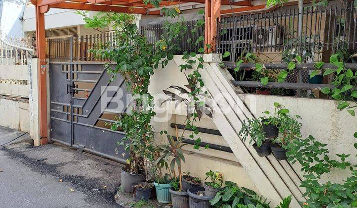 RUMAH DI SUNRISE GARDEN, BANGUNAN 2 LANTAI 1