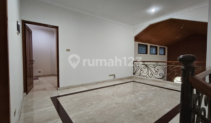 Rumah 2 Lantai Dan Strategis Di Cipete di Cipete Rumah Bagus 2