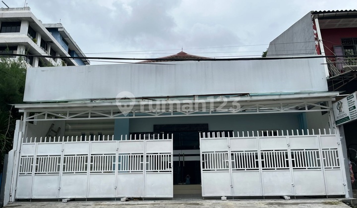 Rumah Cocok Kos/Klinik/Kantor di Ks Tubun , Kota Bambu Selatan Rumah Cocok Kos/Klinik/Kantor di Ks Tubun , Kota Bambu Selatan