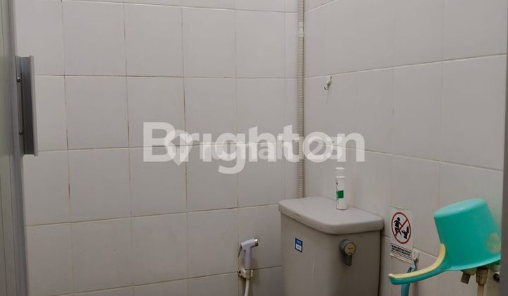 RUMAH KOS+MINI KANTOR DI CILANDAK, BANGUNAN 1,5 LANTAI 2