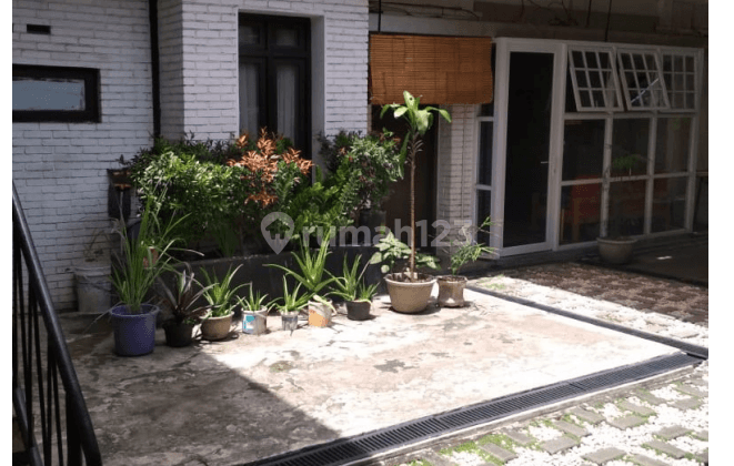 Rumah Mainroad Supratman Bandung Jabar 1