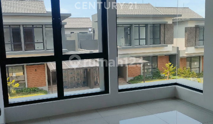 Rumah Baru Nila Cakra Kota Baru Parahyangan  2