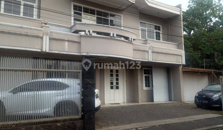 Rumah Bagus Di Pusat Kota Bandung Dkt Alun Alun Dan Yogya Departemen Store 1