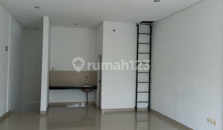For quick sale: Shop house in Nusa Indah, Buah Batu extension. 2