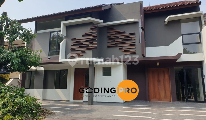 Rumah Luas Tanah 300 2 Lantai Siap Huni  di Sektor 9  , Bintaro