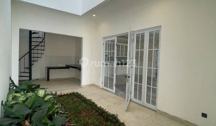 Brand New Rumah Hook 2,5 Lantai Siap Huni Di Bsd City  2