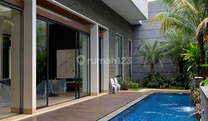 Rumah Mewah Private Pool Semi Furnished Di Bsd Golf 1