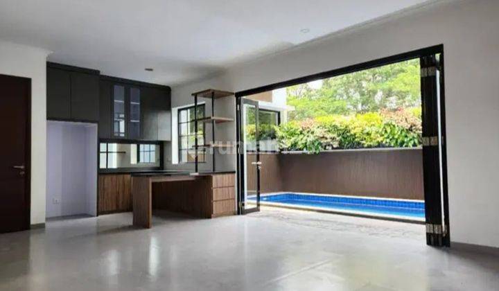 Di jual rumah bagus dengan swimming pool  di cluster ritzone , BSD The Icon 1