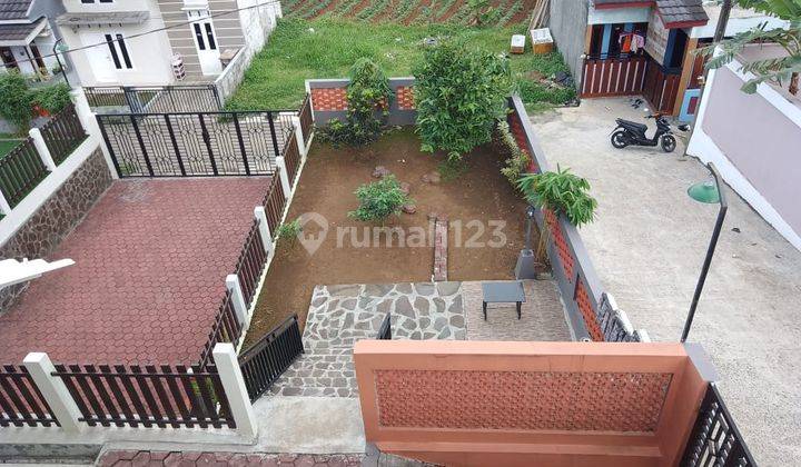 Dijual villa 1