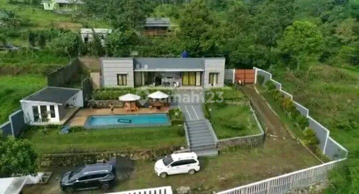 Villa Dijual 1