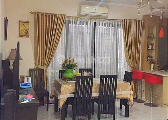 Rumah 2 Lantai Bagus Selatan SHM di Discovery Bintaro 2