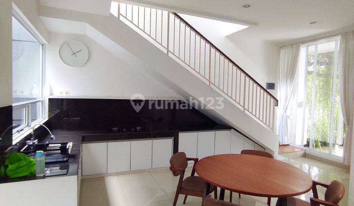 Rumah Bagus 2 Lantai SHM di Discovery Bintaro  1