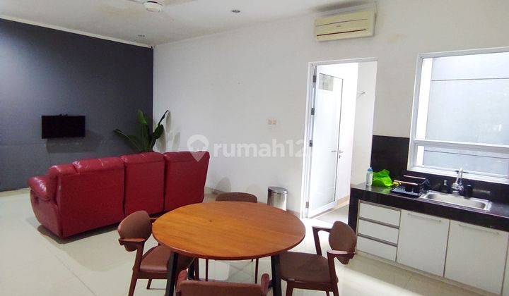 Rumah Bagus 2 Lantai SHM di Discovery Bintaro  2