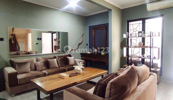 Rumah Bagus 2 Lantai SHM Furnished Di Emerald Bintaro  2