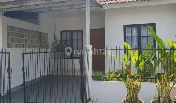 Rumah Bagus 2 Lantai Minimalis Furnished Di Graha Raya Bintaro  2