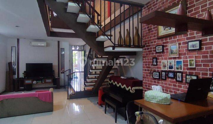 Rumah Bagus Luas 2 Lantai Shm Di Graha Raya Bintaro  2