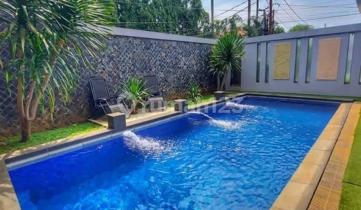 Rumah Bagus Luas 2 Lantai Kolam Renang SHM Di Bintaro Sektor 1 2