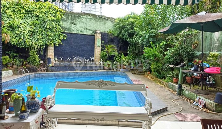 Rumah Bagus Luas 2 Lantai di Sektor 3 Bintaro Jaya 2