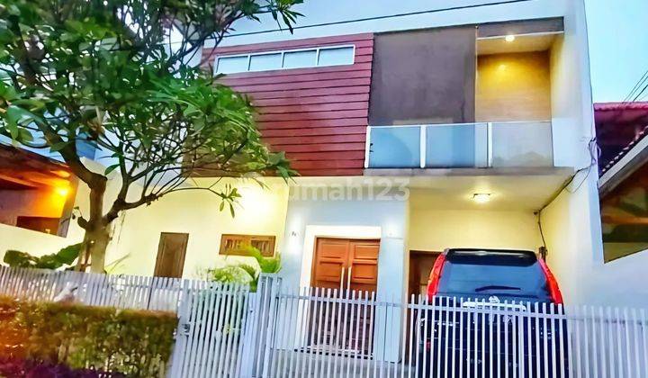 Rumah Bagus 3 Lantai Furnished Kolam Renang Bintaro Sektor 9 1