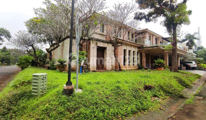 Nice House Hook 2 Floors Swimming Pool In Menteng Bintaro 2